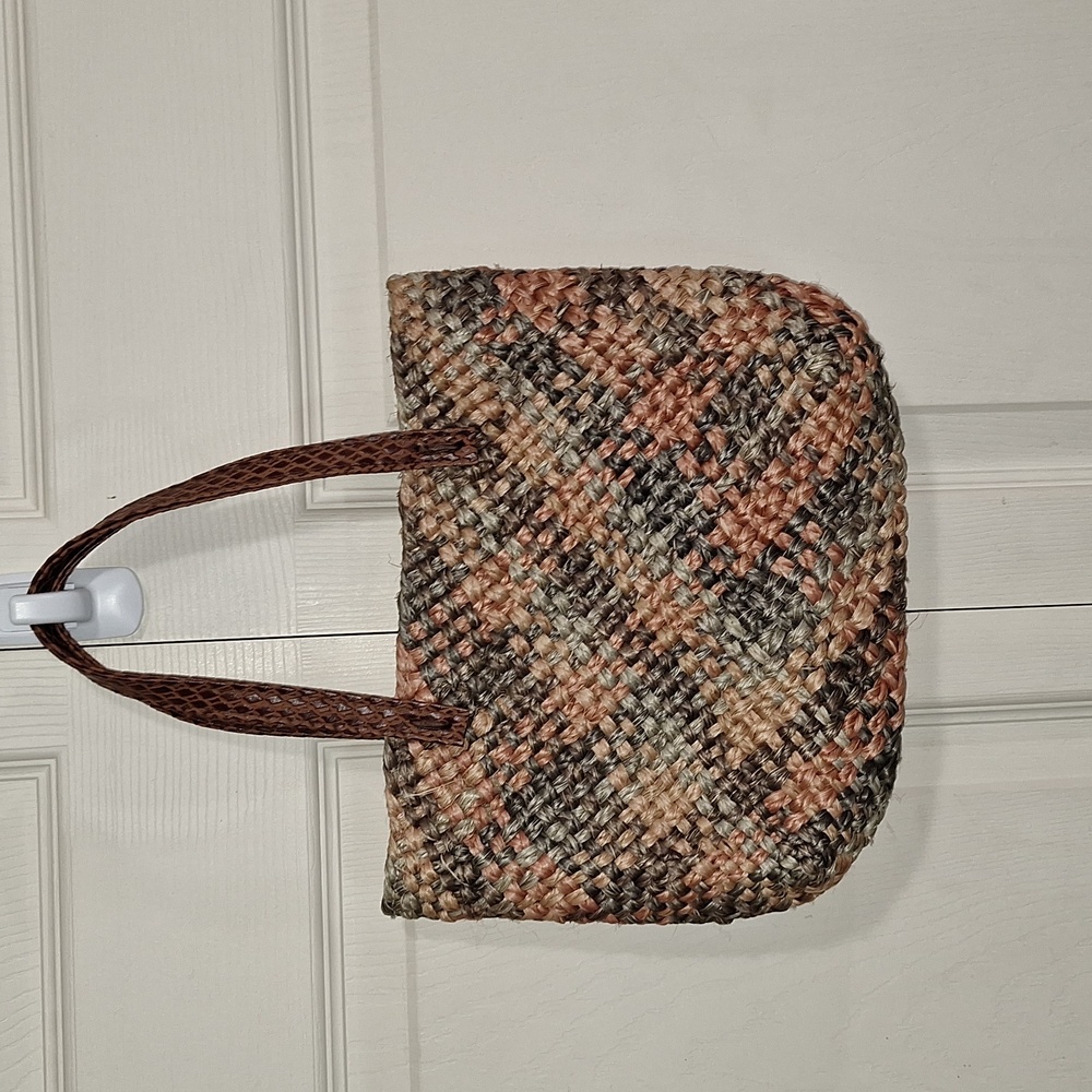 Woven basket handbag - peach gray - Med